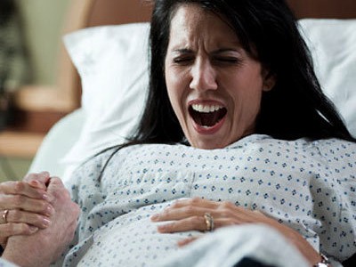 pregnant woman in hospital